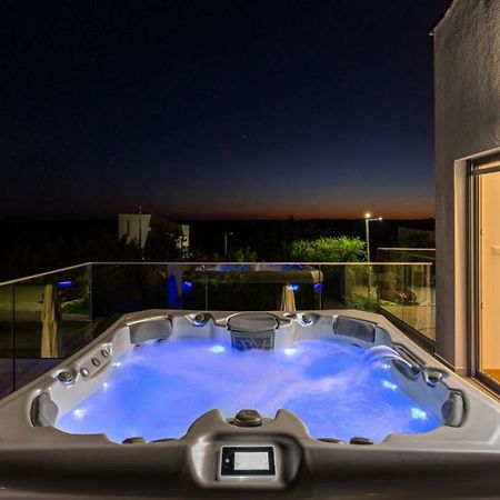 Villa Izabel With Hot Whirpool Krnica Bagian luar foto